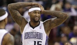 考辛斯吃瓜群众,揭秘篮球巨星背后的娱乐风云