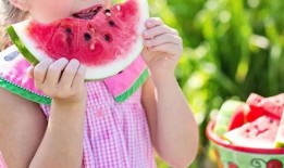 小孩可以吃瓜么,揭秘儿童食用西瓜的适宜性