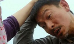 新郎自己吃自己的瓜,一场意外的甜蜜自嘲