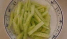 土豆小瓜搭配吃,营养均衡新体验