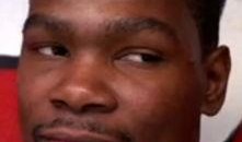 考辛斯吃瓜群众,揭秘篮球巨星背后的娱乐风云