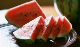吃冷瓜有什么好处,吃冷瓜的五大益处揭秘