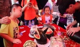 举牌吃瓜,揭秘娱乐圈幕后风云