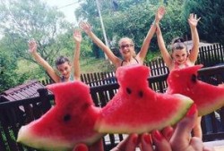 云南吃瓜群众小孩