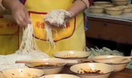 拆板凳吃瓜视频,揭秘网络热传视频背后的趣味与争议