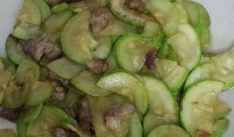 云南小瓜整个吃,鲜嫩多汁，尽享夏日清新美味