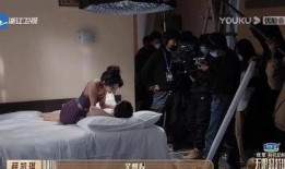 吃瓜拍照氛围,捕捉夏日吃瓜欢乐时光