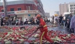 威海打架吃瓜事件,一场意外引发的全民“吃瓜”盛宴