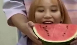 吃瓜情侣恋爱,吃瓜情侣的恋爱日常